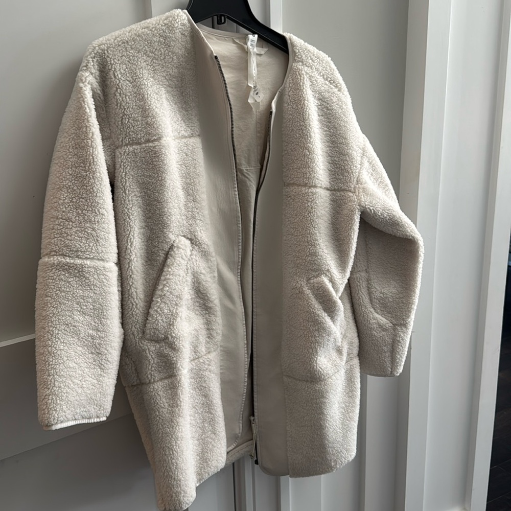 lululemon sherpa coat